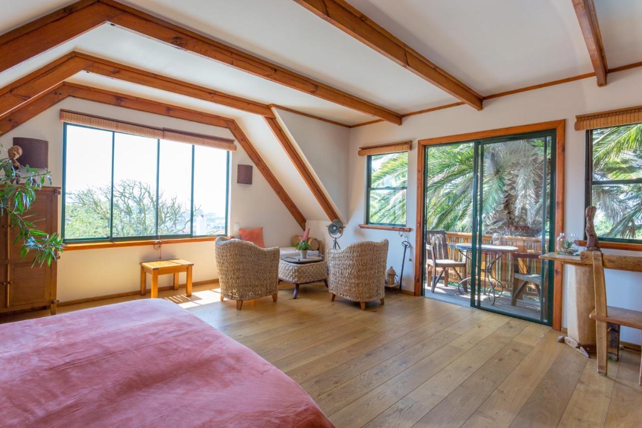 Lezard Bleu Guest House Кейптаун Екстериор снимка